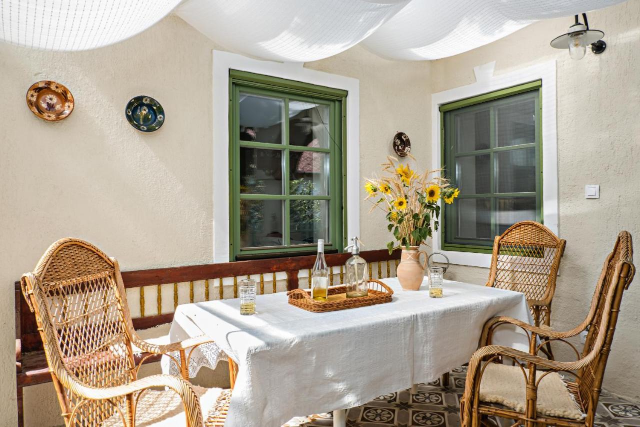 Erdős Vendégház Pécsely Extérieur photo
