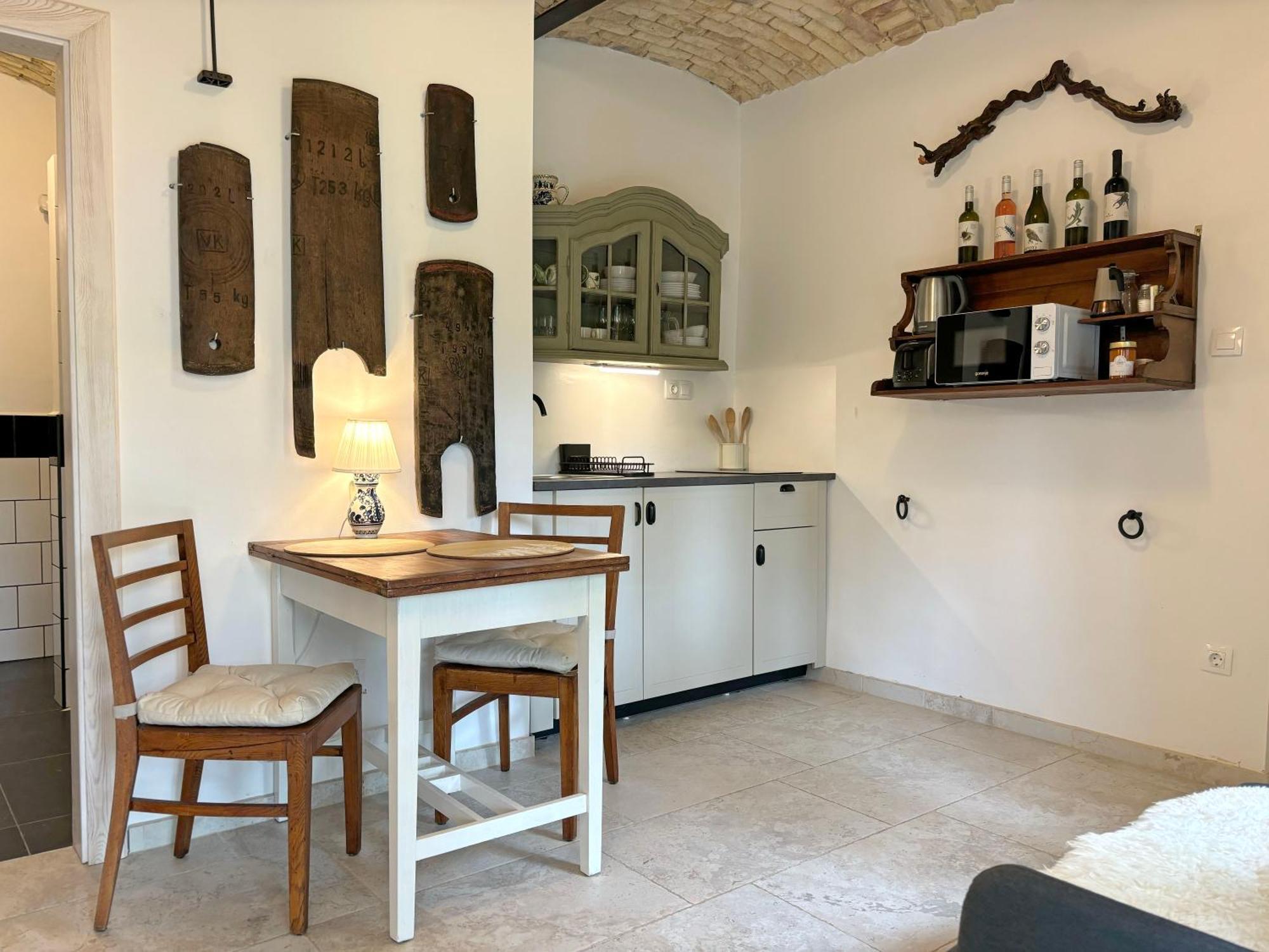 Erdős Vendégház Pécsely Extérieur photo